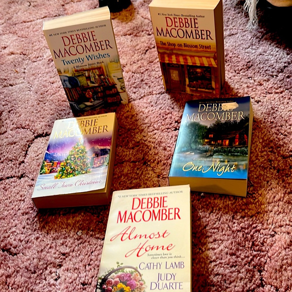 Debbie MaComber Five book collection